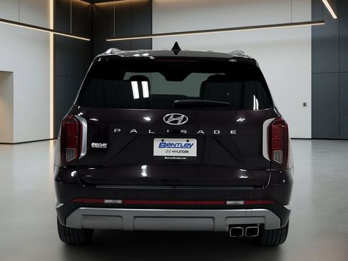Used 2024 Hyundai Palisade Limited FWD image 6