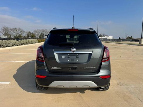 Used 2018 Buick Encore Preferred image 5