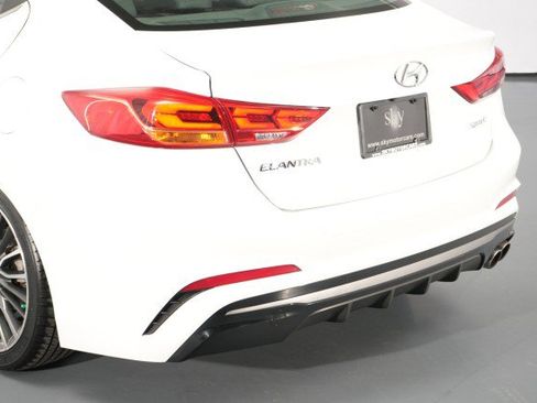 Used 2018 Hyundai Elantra Sport w/ Cargo Package FWD image 14