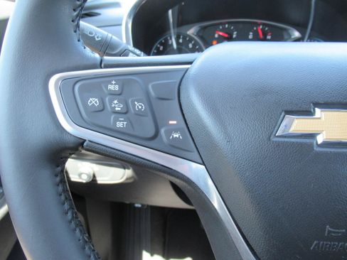 Used 2022 Chevrolet Equinox LT FWD image 25