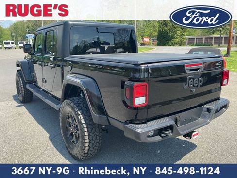 Used 2022 Jeep Gladiator Sport AWD/4WD image 7