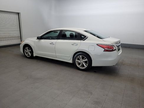 Used 2014 Nissan Altima 2.5 SV FWD image 3