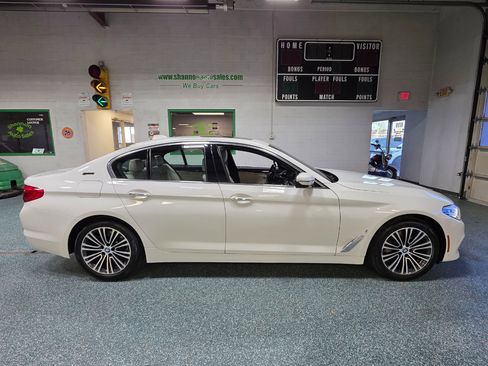 Used 2018 BMW 530e xDrive image 5