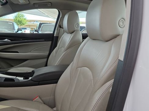 Used 2017 Buick LaCrosse Premium w/ Dynamic Driver Package FWD image 21