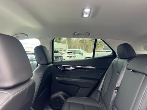 Certified 2025 Buick Envision Preferred image 28