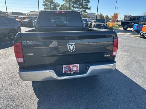 Used 2018 RAM 1500 Classic SLT image 8