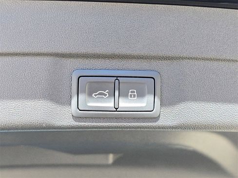 Used 2025 Audi A5 2.0T Premium w/ Convenience Package image 13