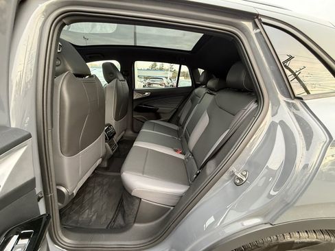 Used 2023 Volkswagen ID.4 S image 24