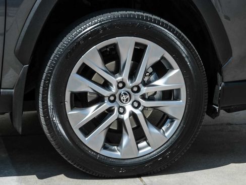 Used 2023 Toyota RAV4 Limited image 60