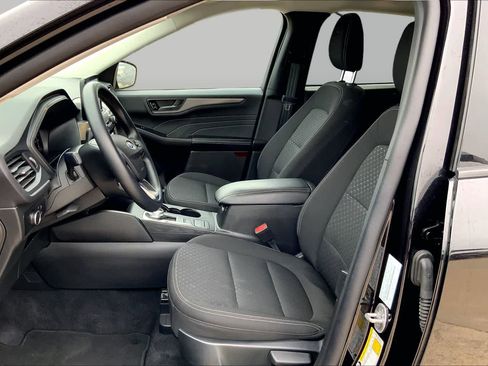 Used 2025 Ford Escape Active AWD/4WD image 8