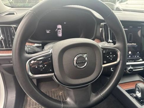 Used 2024 Volvo V60 B5 Cross Country Plus AWD/4WD image 17
