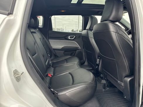 Used 2023 Jeep Compass Latitude w/ Sun and Sound Group image 14