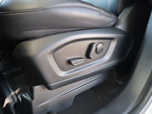 Used 2022 Ford Explorer Limited RWD image 13