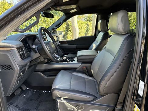 Used 2022 Ford F150 Lightning Lariat image 24