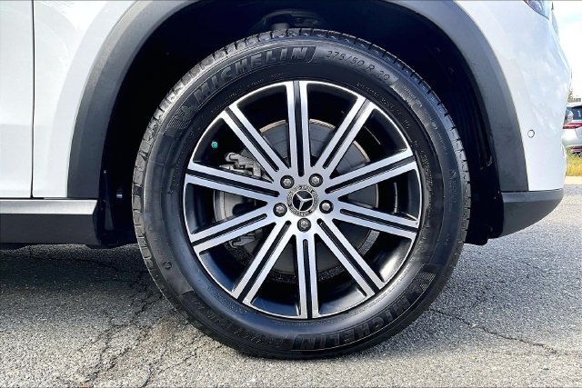 Certified 2024 Mercedes-Benz GLE 450 4MATIC image 9