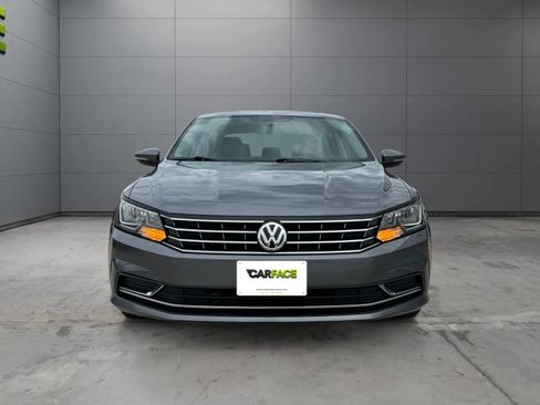Used 2019 Volkswagen Passat 2.0T Wolfsburg FWD image 2