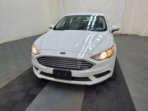 Used 2018 Ford Fusion S image 15