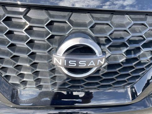 Used 2023 Nissan Murano SV w/ SV Midnight Edition Package FWD image 27