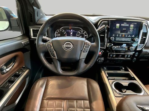 Used 2024 Nissan Titan Platinum Reserve w/ Moonroof Package AWD/4WD image 5