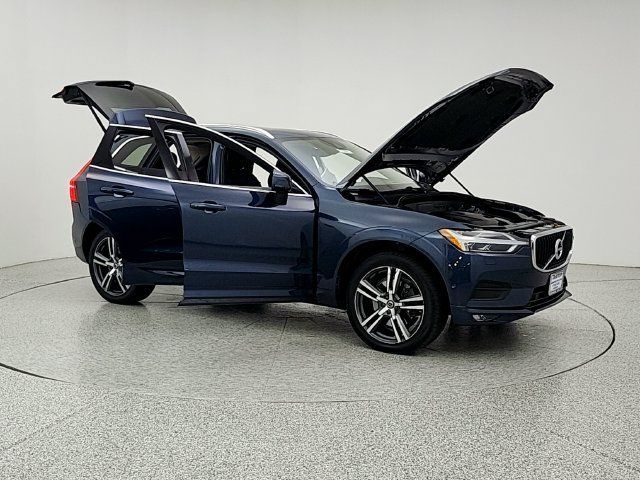 Used 2019 Volvo XC60 T6 Momentum w/ Advanced Package AWD/4WD image 10