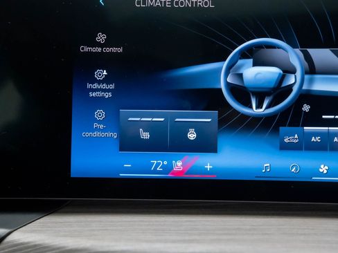 New 2026 BMW 330i xDrive 330i xDrive w/ Premium Package image 30