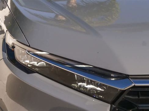 Used 2023 Honda CR-V EX-L image 4