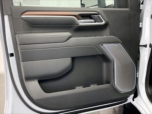 New 2026 GMC Sierra 2500 Denali w/ Denali Reserve Package image 12