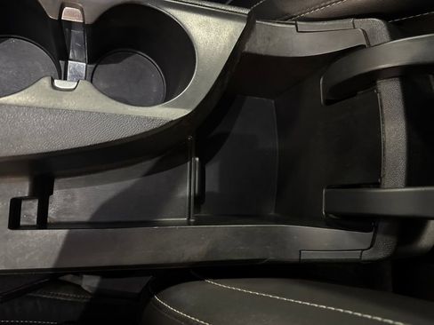 Used 2018 Chevrolet Camaro LT RWD image 26
