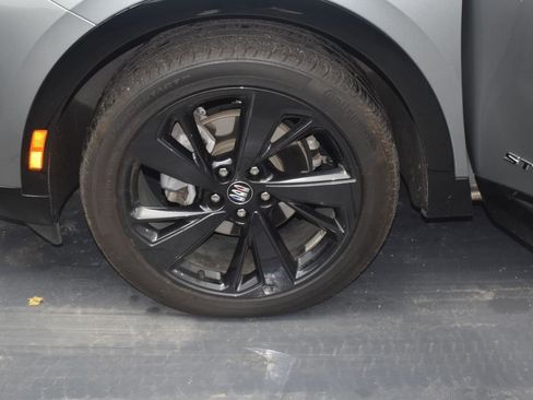 Used 2024 Buick Envision Sport Touring image 13