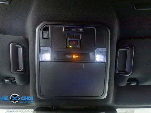 Used 2025 Toyota 4Runner Trailhunter AWD/4WD image 20