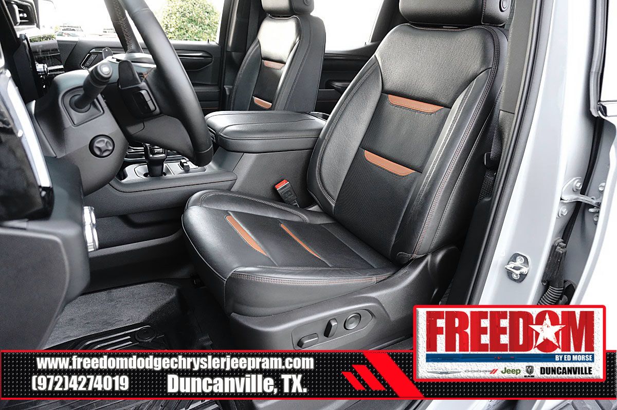 Used 2024 GMC Sierra 1500 AT4 w/ Technology Package AWD/4WD image 13
