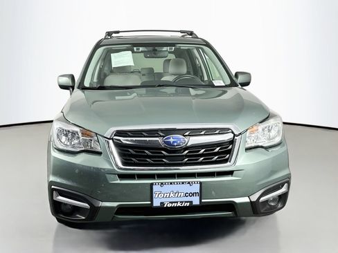 Used 2017 Subaru Forester 2.5i Premium AWD/4WD image 2