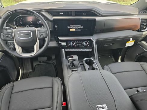 New 2026 GMC Sierra 1500 Denali AWD/4WD image 12
