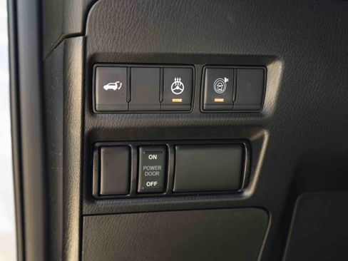 Used 2023 Nissan Armada SL w/ Midnight Edition Package RWD image 41