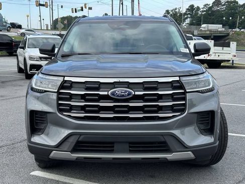 Used 2025 Ford Explorer Active RWD image 7
