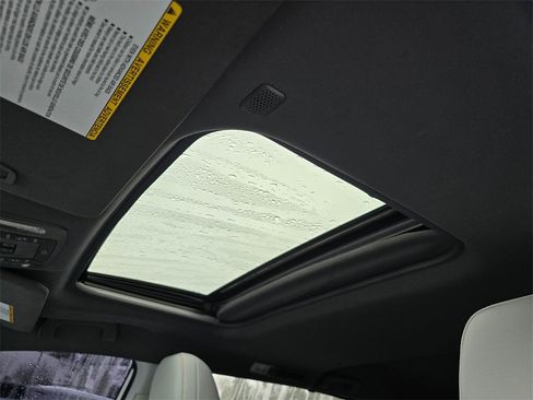 Used 2021 Toyota Sienna XSE w/ XSE Plus Package image 25