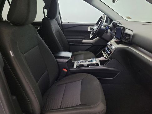 Used 2023 Ford Explorer XLT w/ Class IV Trailer Tow Package image 21