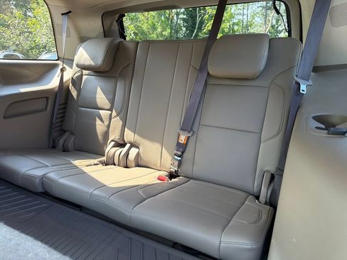 Used 2019 GMC Yukon SLT w/ Open Road Package RWD image 45