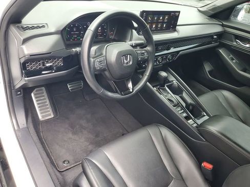 Used 2023 Honda Accord Sport image 18