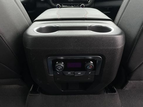 Used 2025 Chevrolet Suburban RST w/ Comfort Package RWD image 36