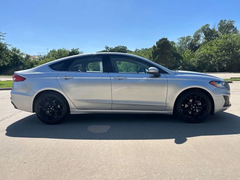 Used 2019 Ford Fusion S FWD image 5