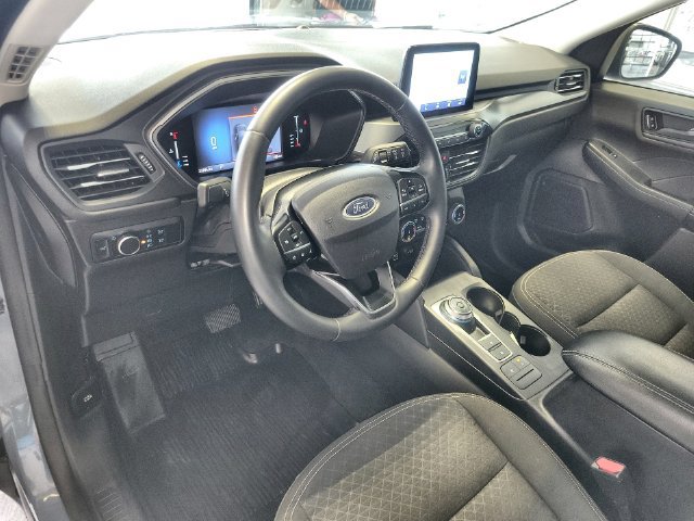 Used 2024 Ford Escape Active AWD/4WD image 14