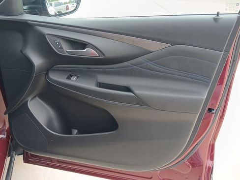 Used 2025 Buick Envista Sport Touring FWD image 47