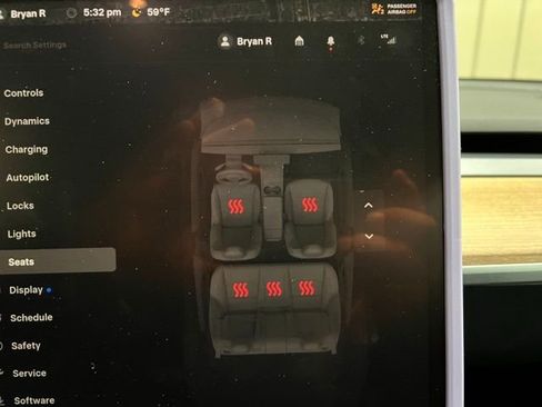 Used 2023 Tesla Model 3 Standard Range image 33