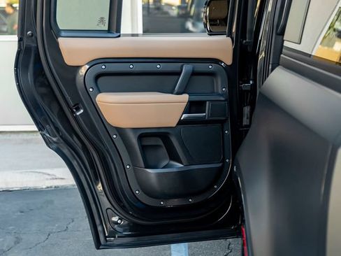 New 2026 Land Rover Defender 130 V8 AWD/4WD image 20