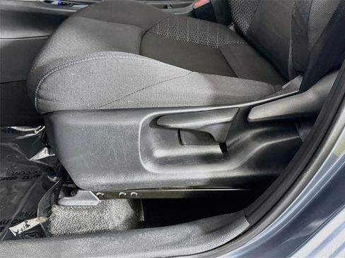 Used 2024 Toyota Corolla Cross AWD Hybrid image 20