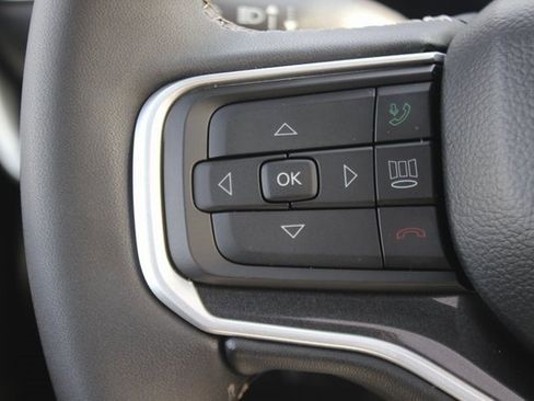 Used 2024 Jeep Wagoneer 4WD w/ Premium Group I image 16