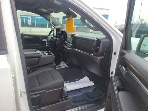 Used 2023 Chevrolet Silverado 1500 LT w/ Protection Package AWD/4WD image 18