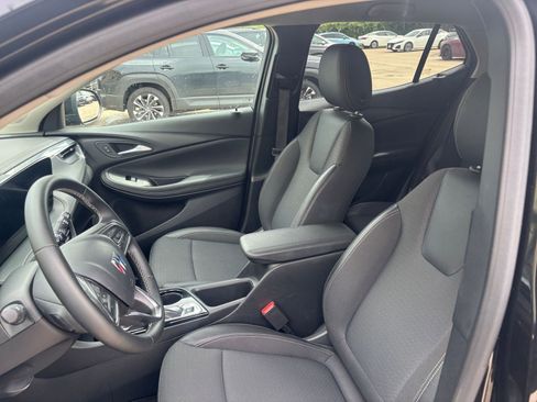Used 2025 Buick Encore GX Preferred FWD image 35