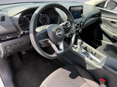 Used 2024 Nissan Sentra SV FWD image 12